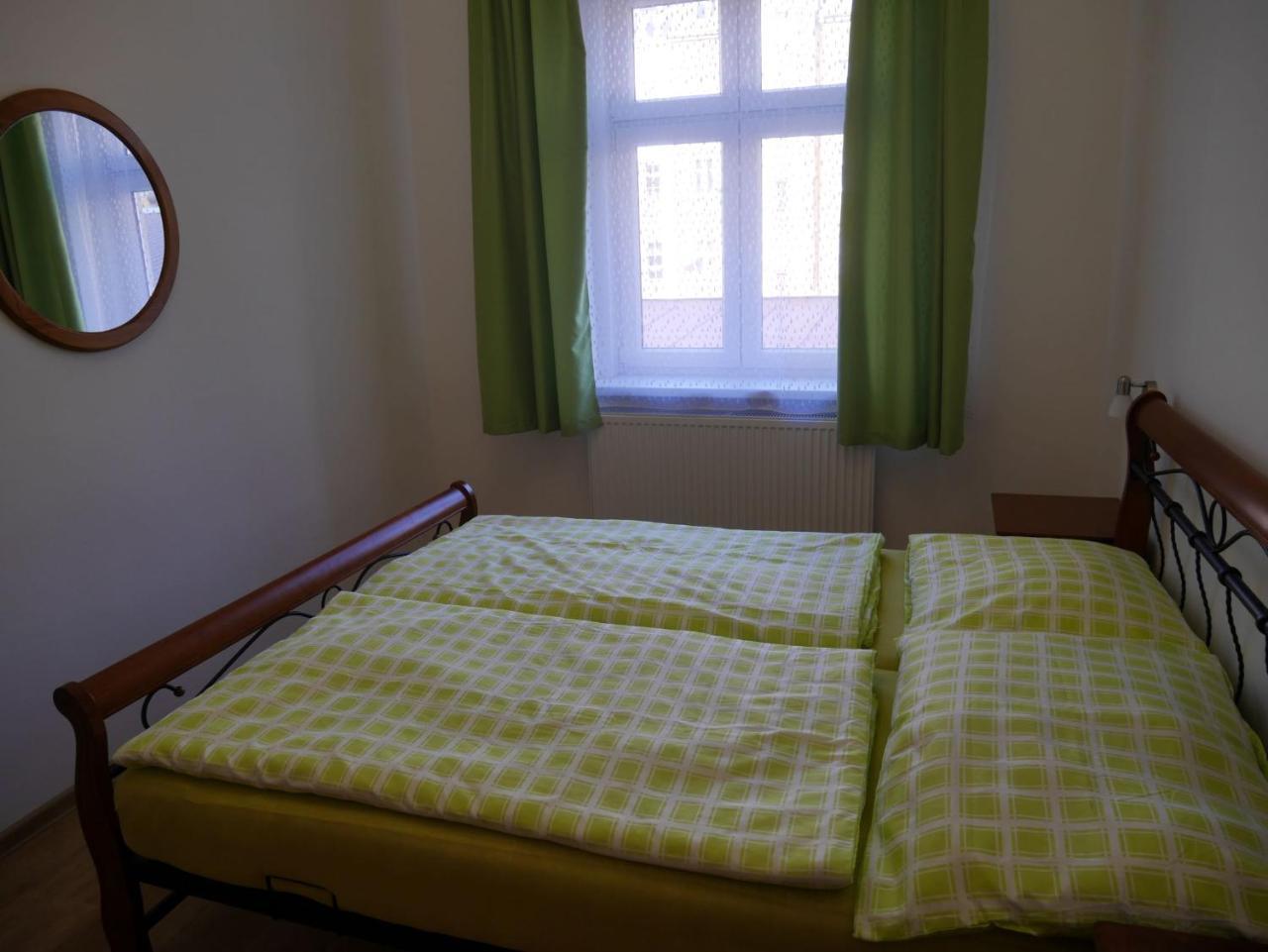 Moskevska 40 Apartment การ์โลวีวารี ภายนอก รูปภาพ